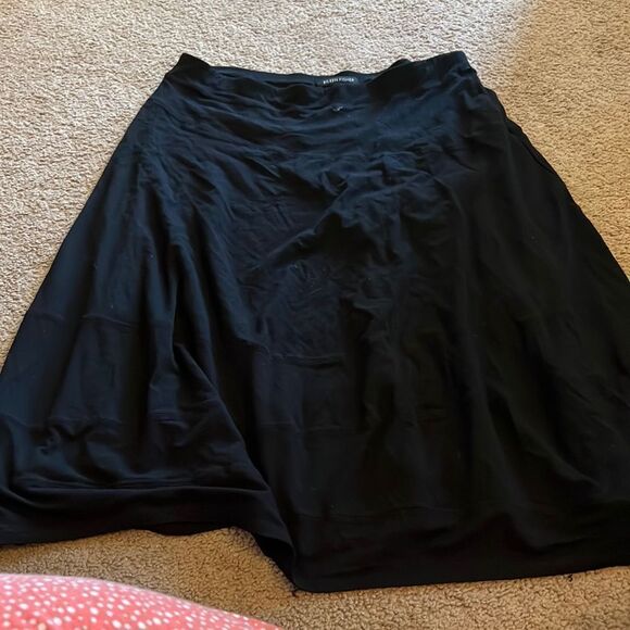 Eileen Fisher Dresses & Skirts - Eileen fisher small black stretchy skirt